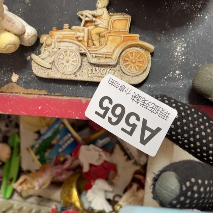 摆件A****О孤品老货微瑕瓷