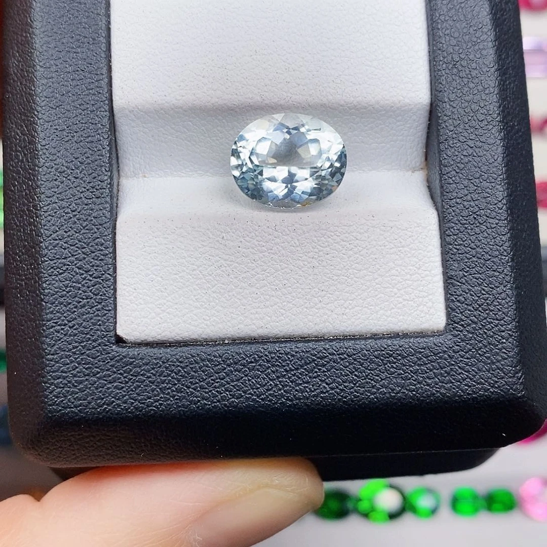 未镶嵌裸石托帕石6.65ct