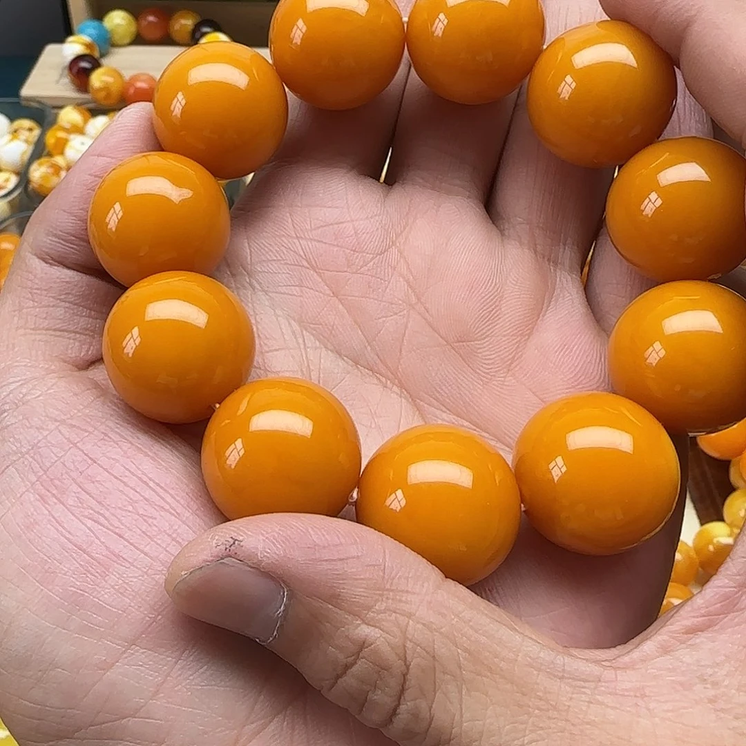 京***少树脂非金属老蜜色素串搭配一条