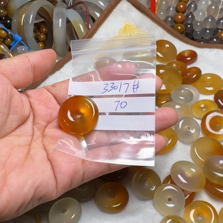 玛瑙/玉髓颈饰未镶嵌健****姐33017