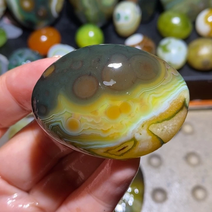玛瑙/玉髓未镶嵌珠宝半成品