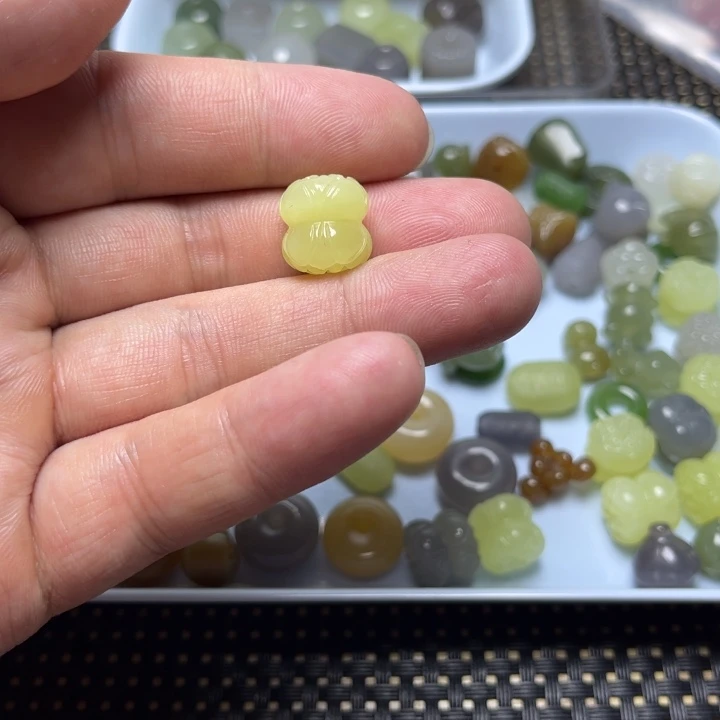 手链未镶嵌和田玉