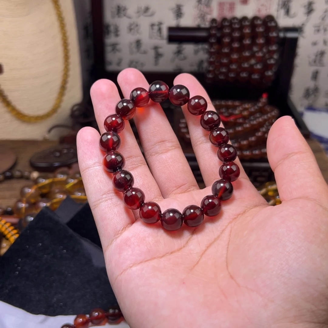 琥珀未镶嵌颈饰10mm血珀手串（有风化纹）