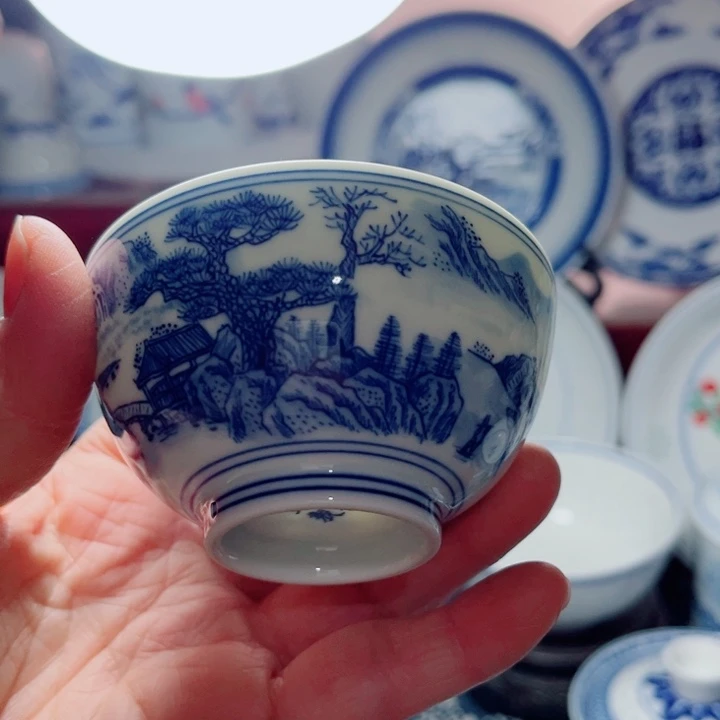 青花玲珑手绘山水主人杯