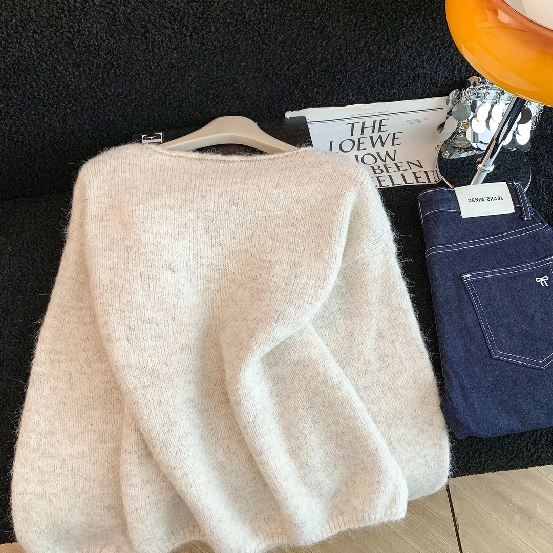 针织衫时尚套头宽松软糯针织毛衣女款秋冬港风设计感个性针织上衣