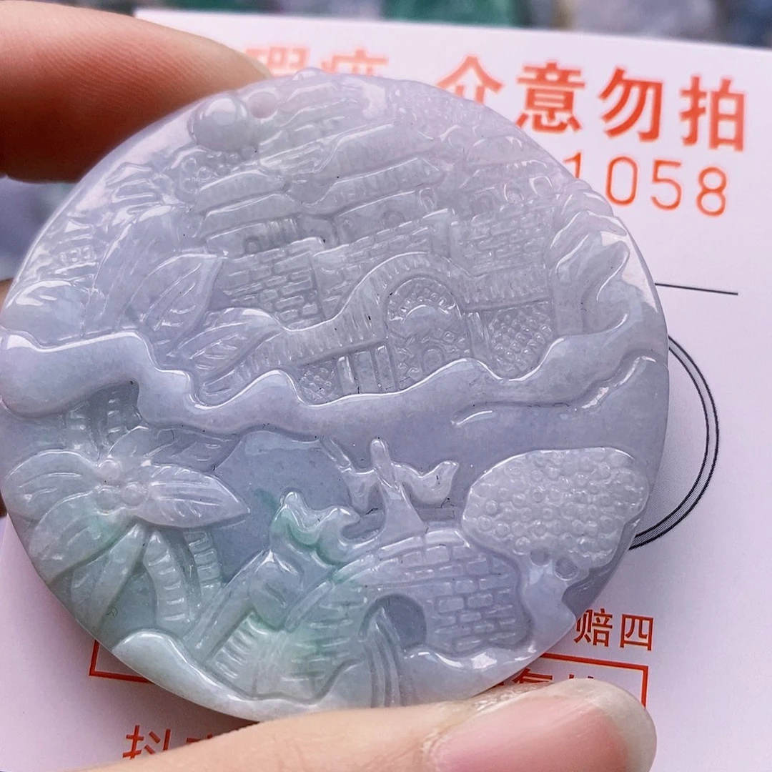 吊坠(不含链)未镶嵌翡翠