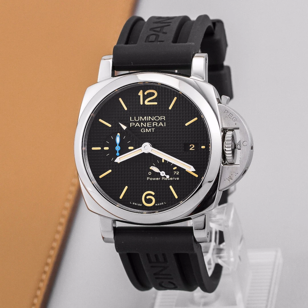 99新 Panerai/沛纳海 庐米诺系列PAM01537 自动机械男士腕表