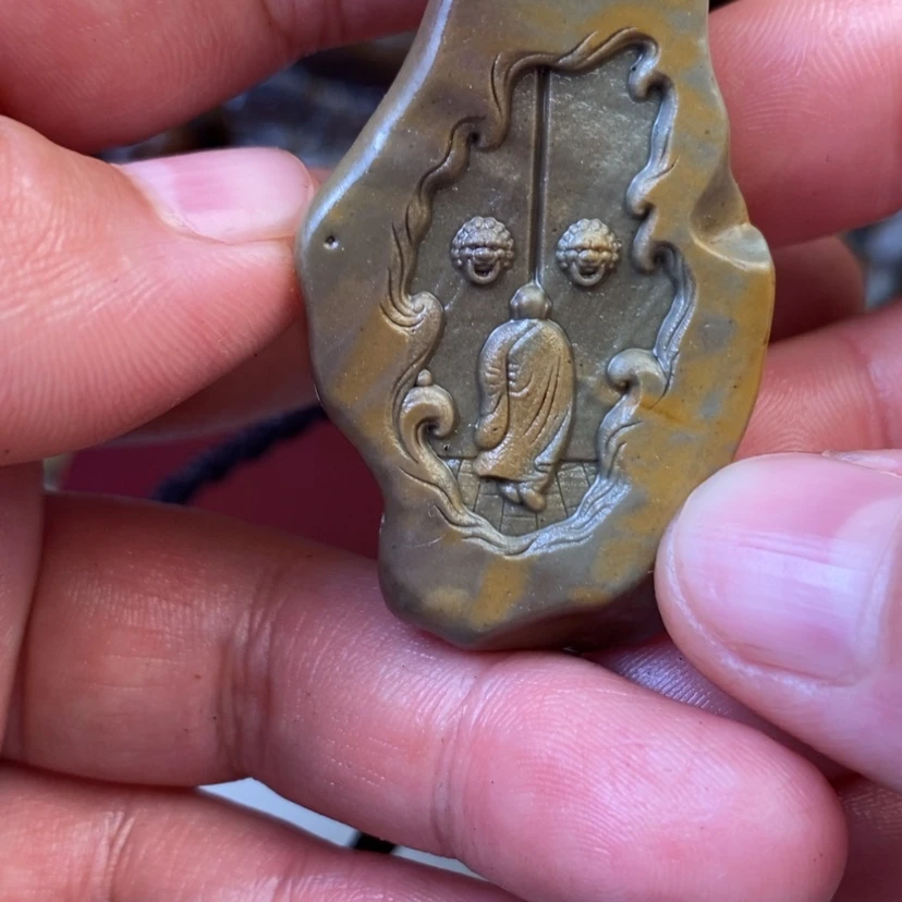 【闪购商品】原石雕刻手把件脖挂件