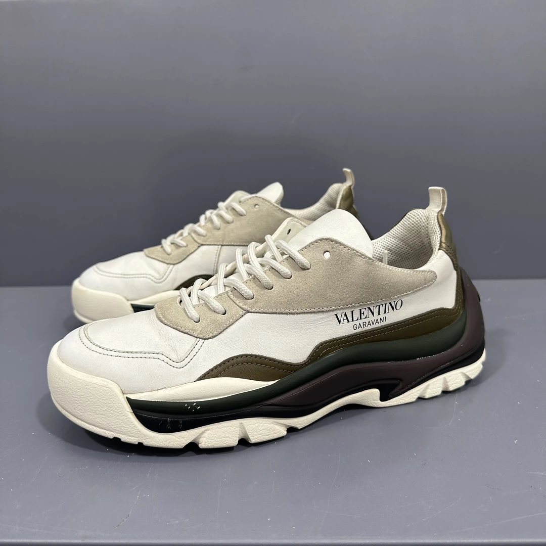 95新 Valentino/华伦天奴 42.5码 华伦天奴白绿 休闲鞋中底小刮擦