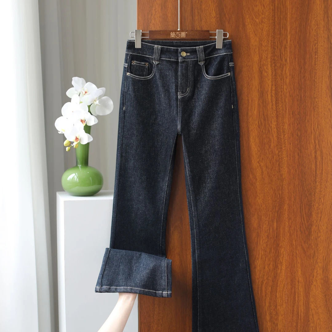 2025新品藏蓝色中高腰显瘦弹力微喇显腿长复古百搭洗水双扣牛仔裤
