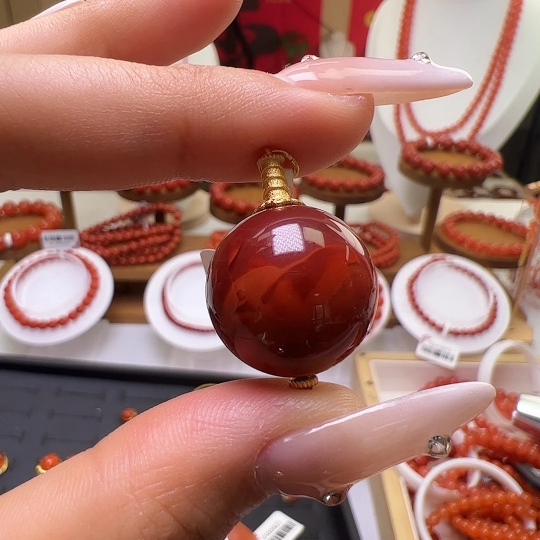 南红玛瑙未镶嵌18mm圆珠吊坠