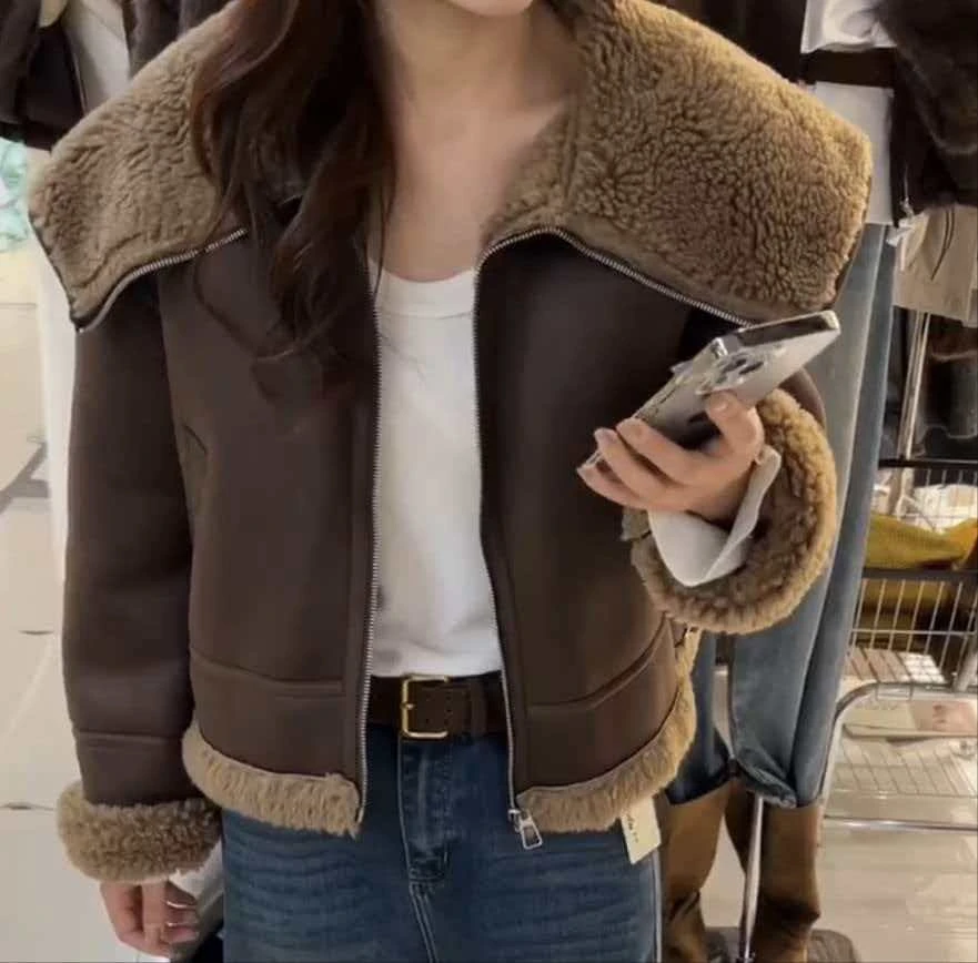 大翻领毛毛外套23310