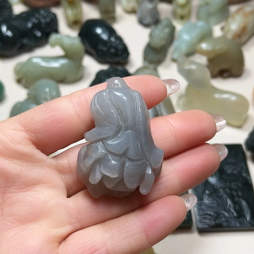 白玉菩提吊坠白玉菩提吊坠