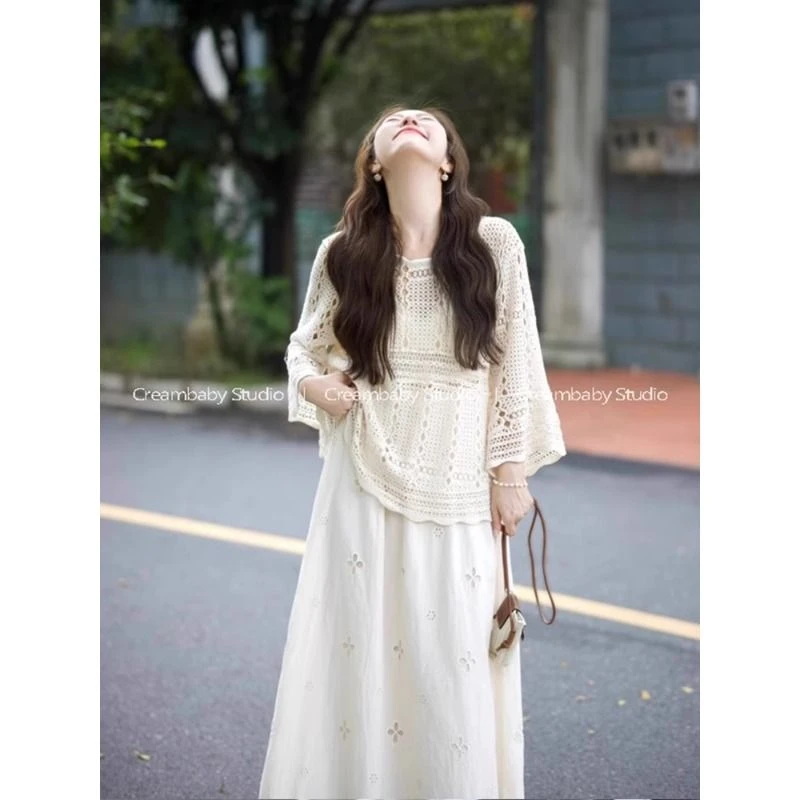 春季韩系穿搭套装松弛感慵懒风镂空喇叭袖针织衫a字半身裙两件套