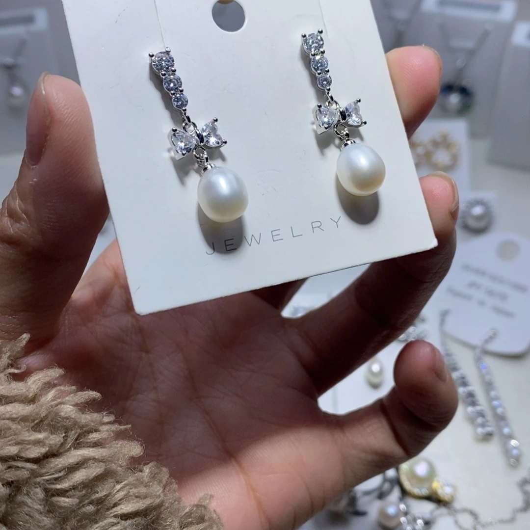 淡水珍珠未镶嵌耳饰