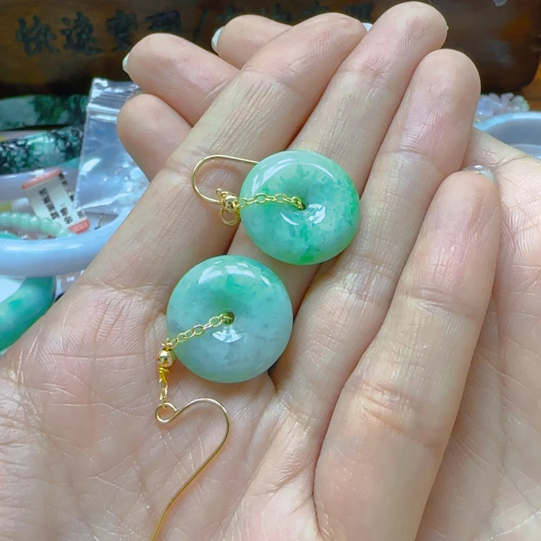 翡翠耳饰未镶嵌翡翠285