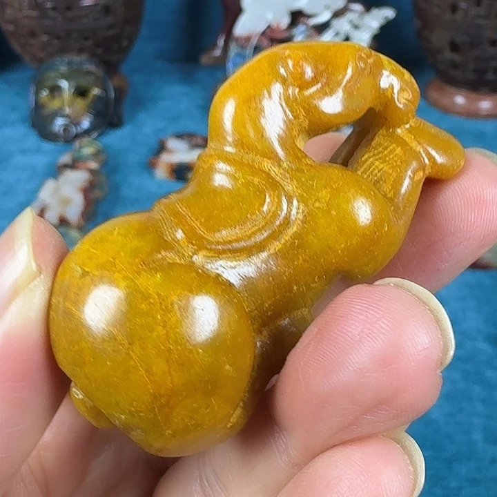 和田玉（糖玉）未镶嵌挂件