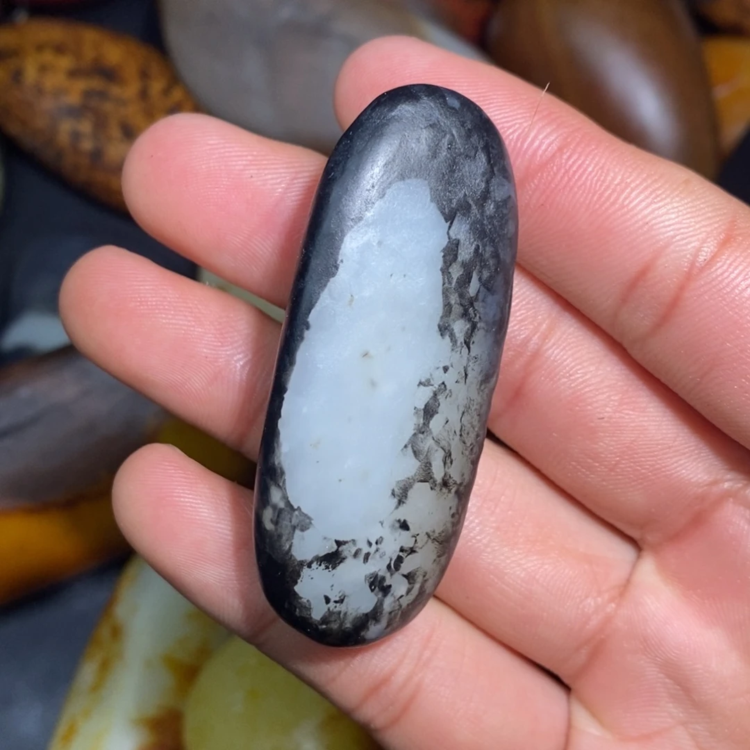 和田玉未镶嵌珠宝奇石