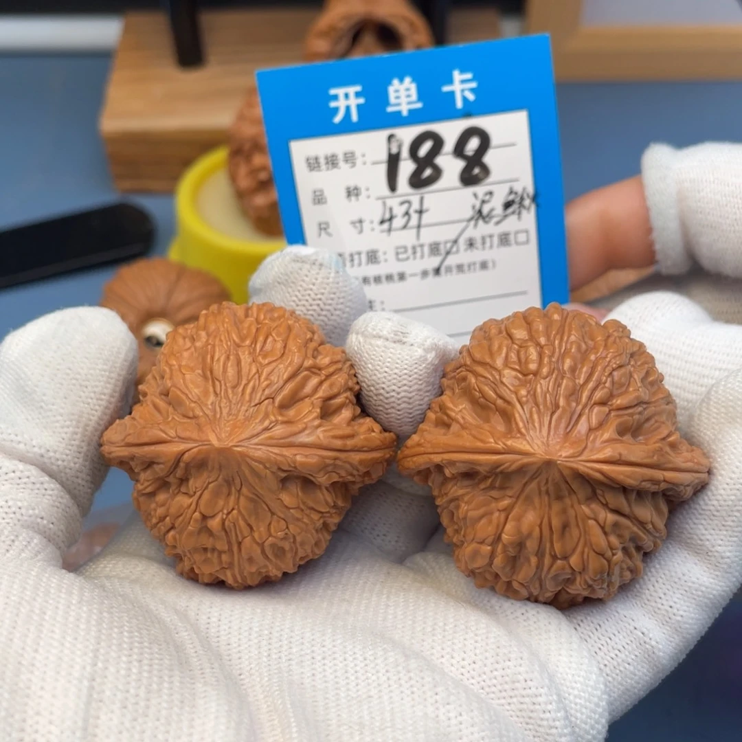 吊坠桃核文玩核桃