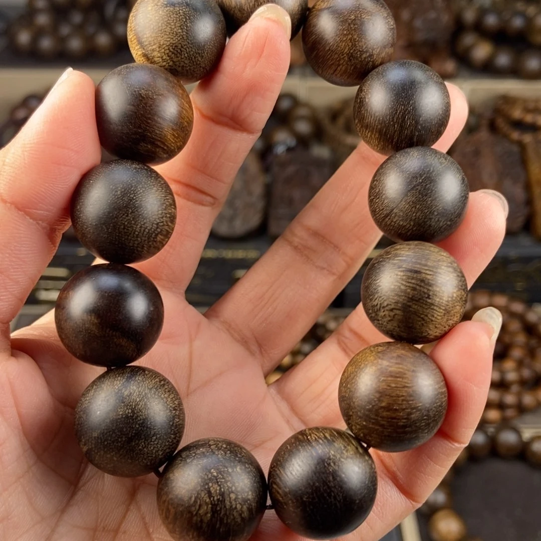 沉香手串用****3越南芽庄留疤玉化白棋楠