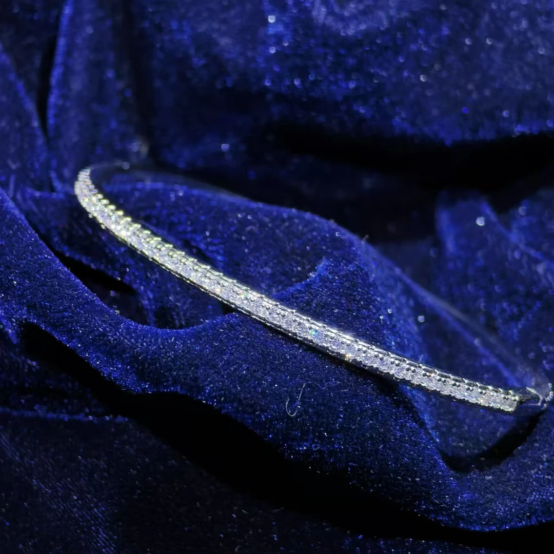 《千年甄选》中.缅A1-9满钻手镯气质百搭时尚轻奢