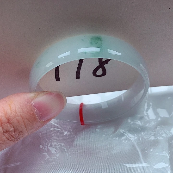 翡翠未镶嵌手镯翡翠