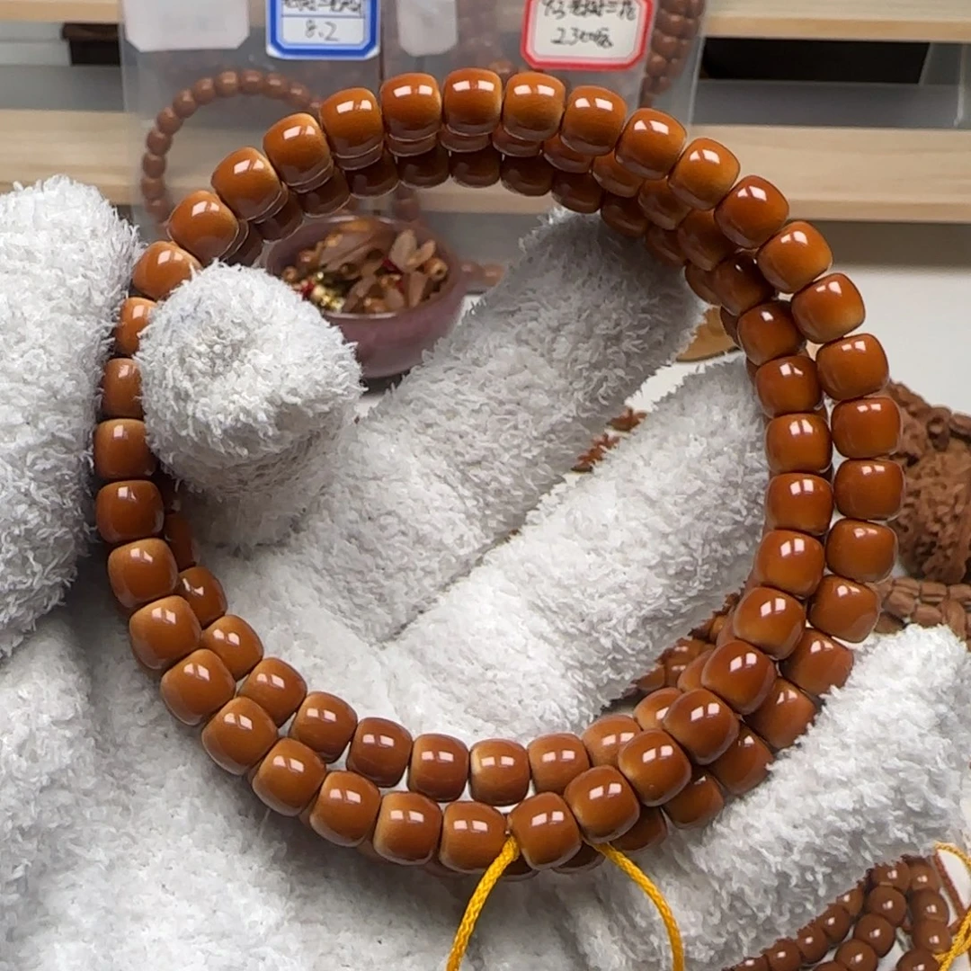 手串橄榄核老挝脖挂三花面无白7.5福利