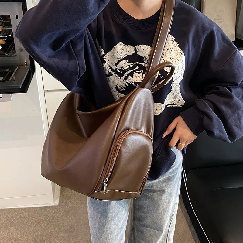 2025新款大容量多用包女士简约时尚休闲单肩包斜挎包饺子包复古