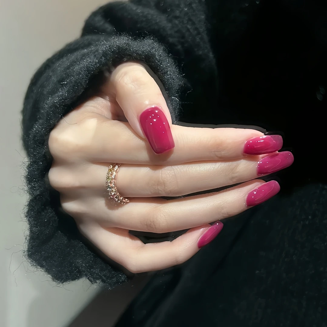 夏日新款纯手工超显白火龙果色裸色高级感穿戴甲气质流行美甲贴片