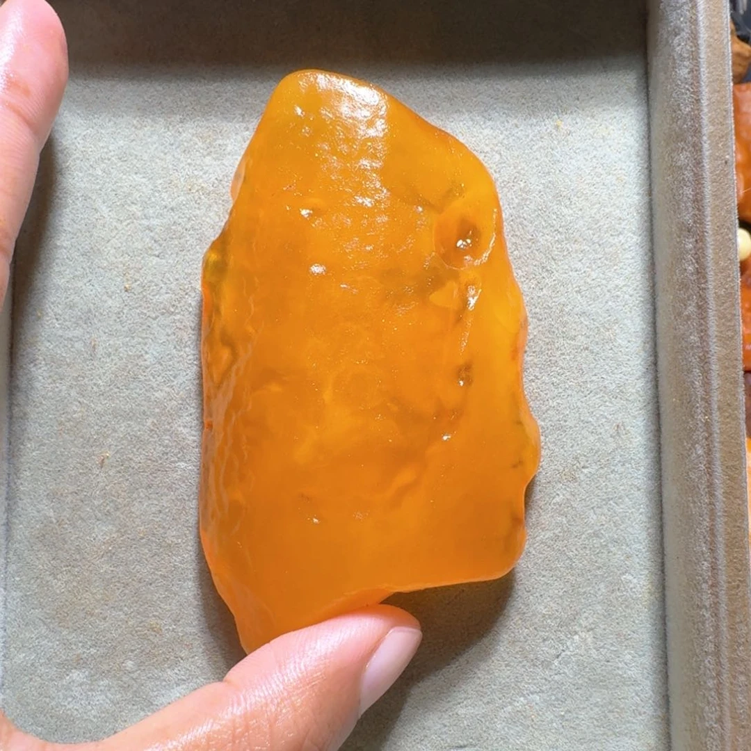 未镶嵌定制琥珀定制
