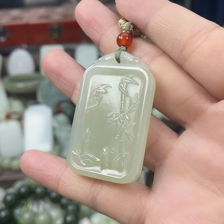 和田玉未镶嵌吊坠(不含链)