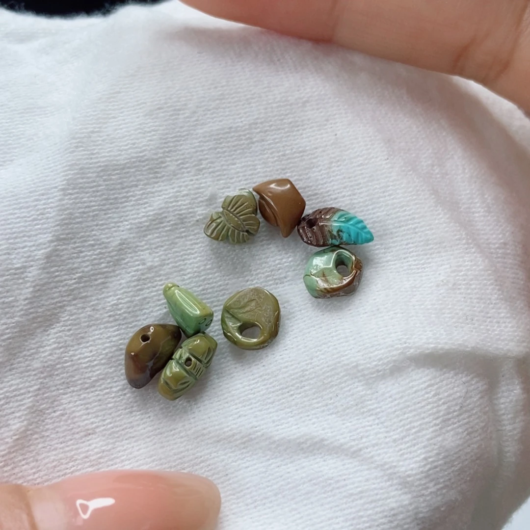 南红玛瑙未镶嵌珠宝奇石