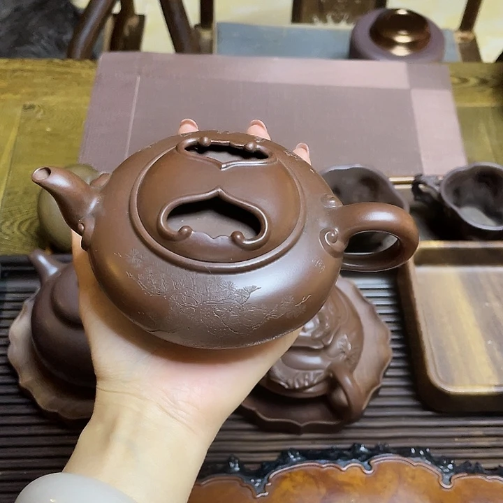 茶壶紫砂全手工打造