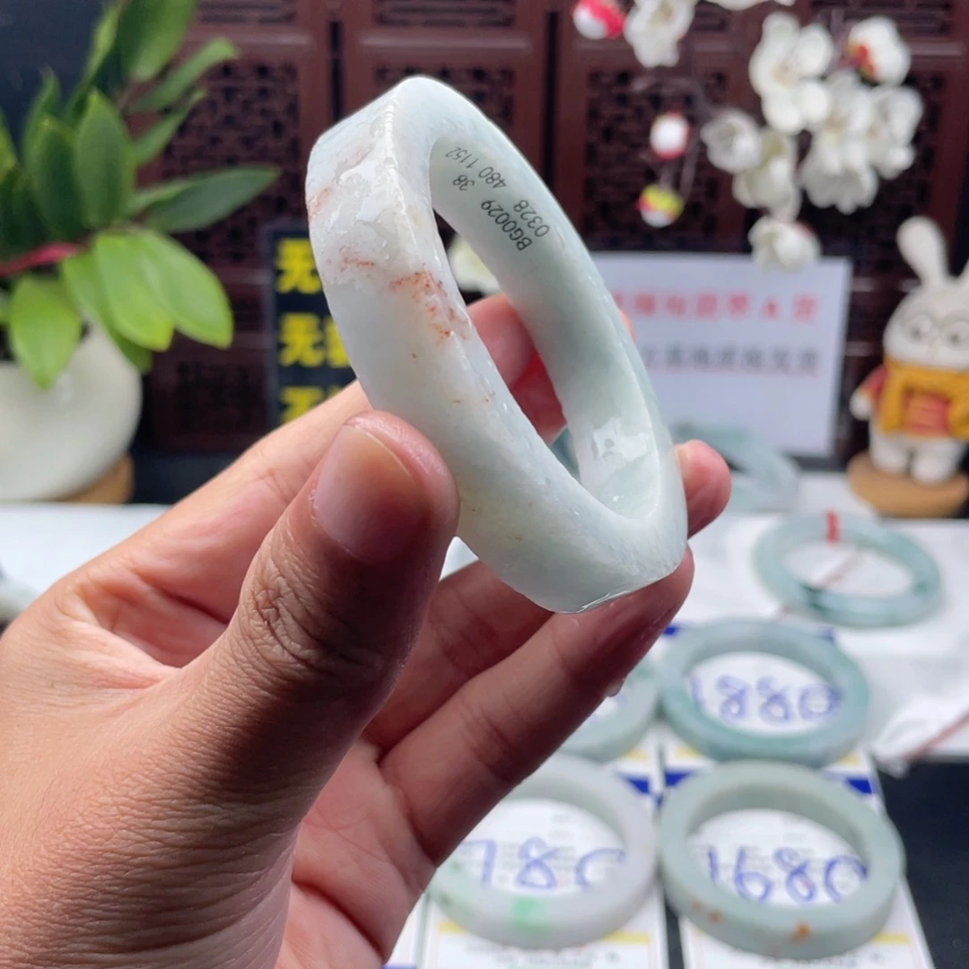 定制翡翠未镶嵌翡翠手镯定制