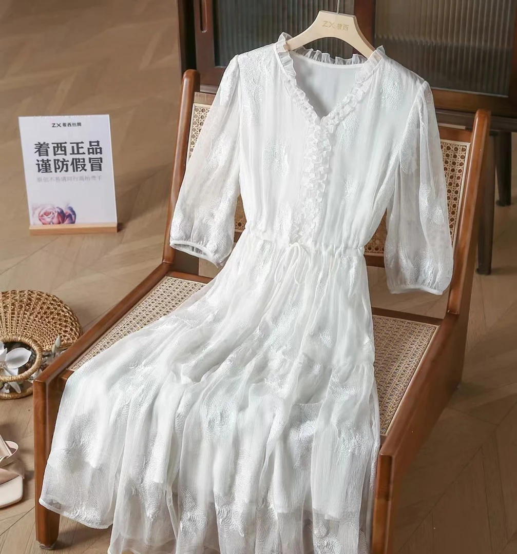 ZHUOXI/着西~冰雪女王~桑蚕丝刺绣短袖连衣裙收腰夏季2Q252