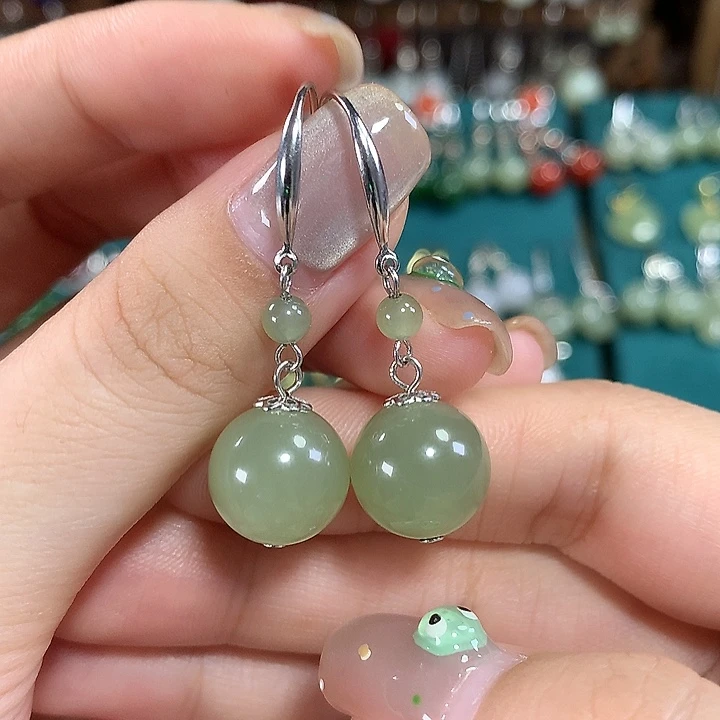 和田玉银S925镶嵌耳饰天然卡12mm左右冰晴水