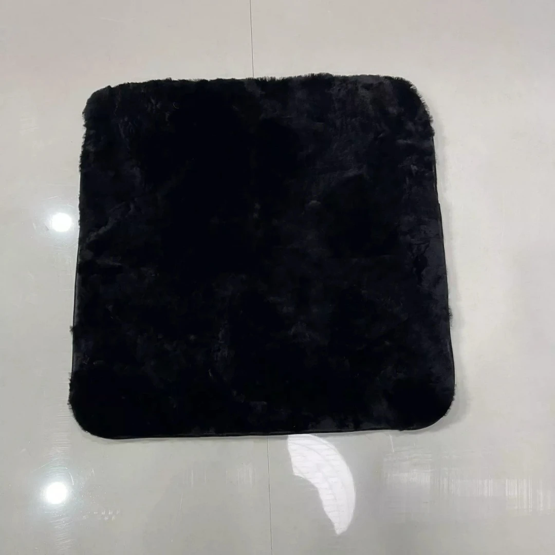 1单个座垫黑色纯羊毛纯羊皮冬季皮毛一体拼接汽车座垫