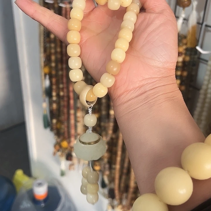 吊坠白玉菩提10×11的3圈