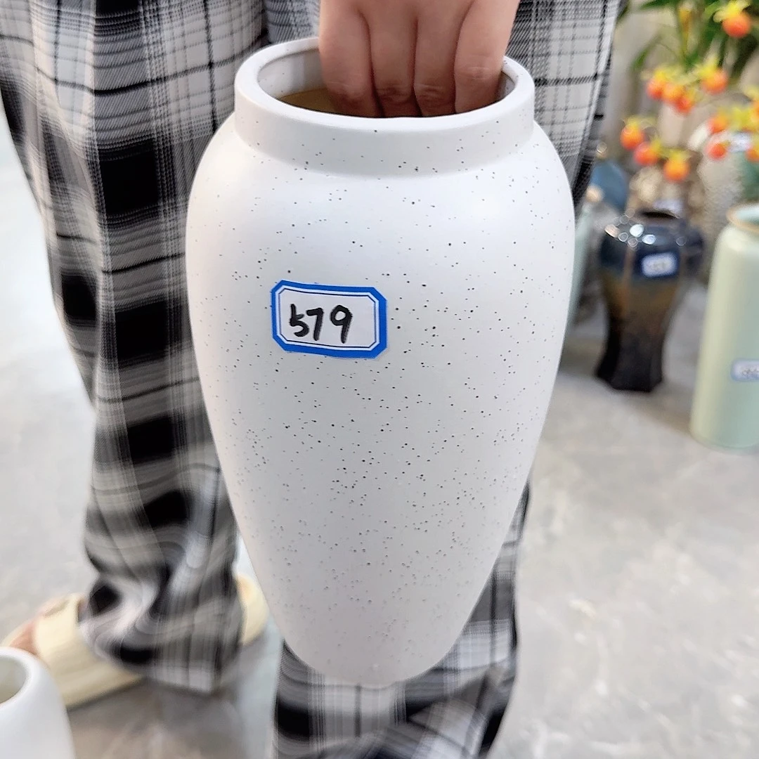 不***~579号陶瓷高25厘米清理一个