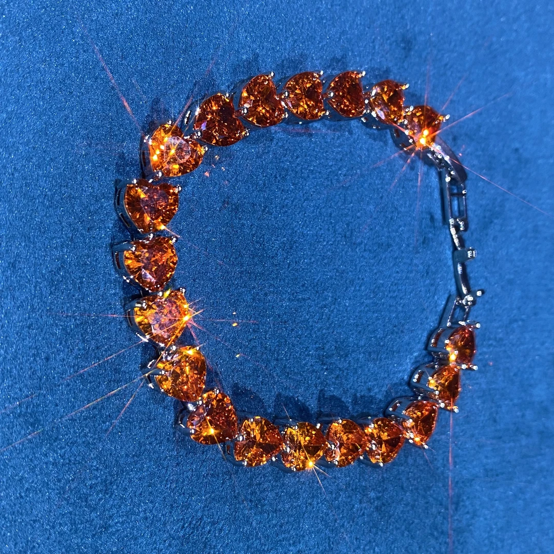 【南非库里南】NFKLN  芬达色爱心手链 555