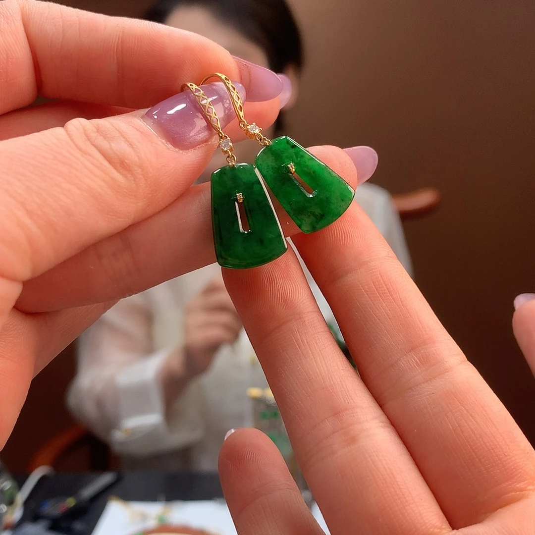 翡翠18K金镶嵌耳饰耳饰