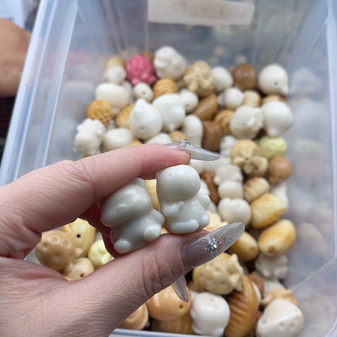 白玉菩提吊坠?*恋q q17mm/2颗