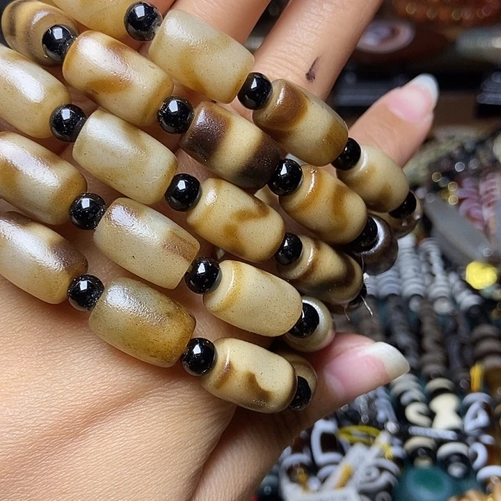 玛瑙/玉髓未镶嵌手链发一条