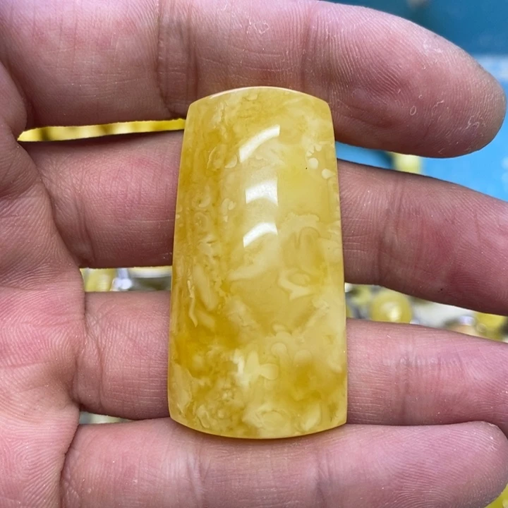 蜜蜡裸石未镶嵌吊坠