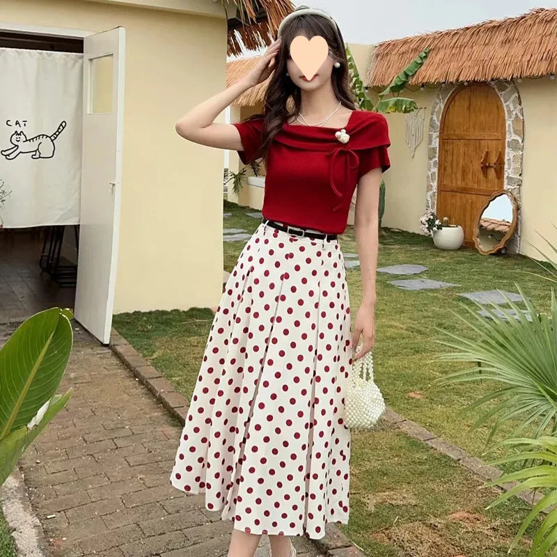 复古港味气质套装裙女夏季新款别致设计波点半身裙方领上衣两件套