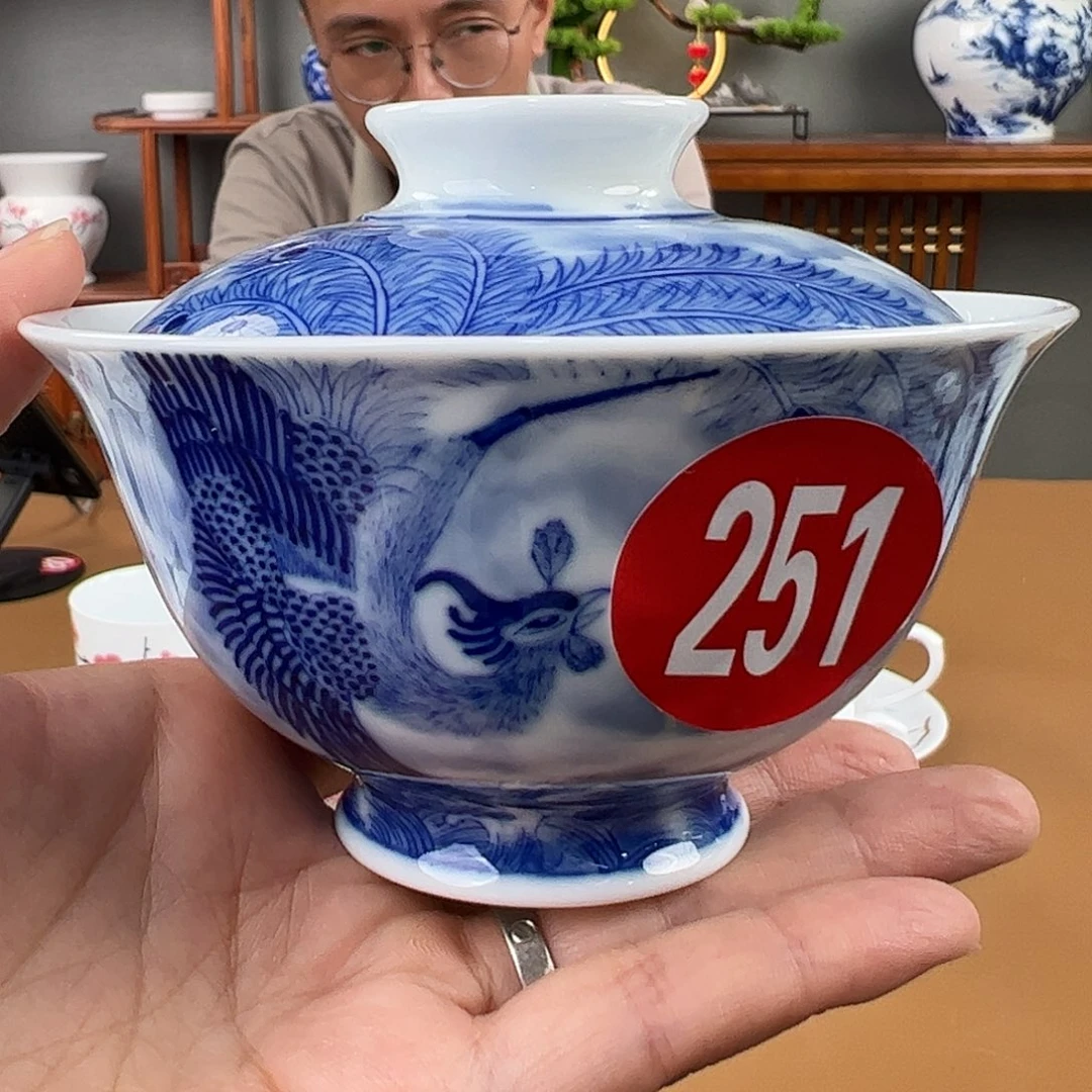 滑石子 青花龙凤两才盖碗，微瑕开片