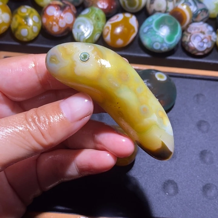 未镶嵌玛瑙/玉髓珠宝半成品53