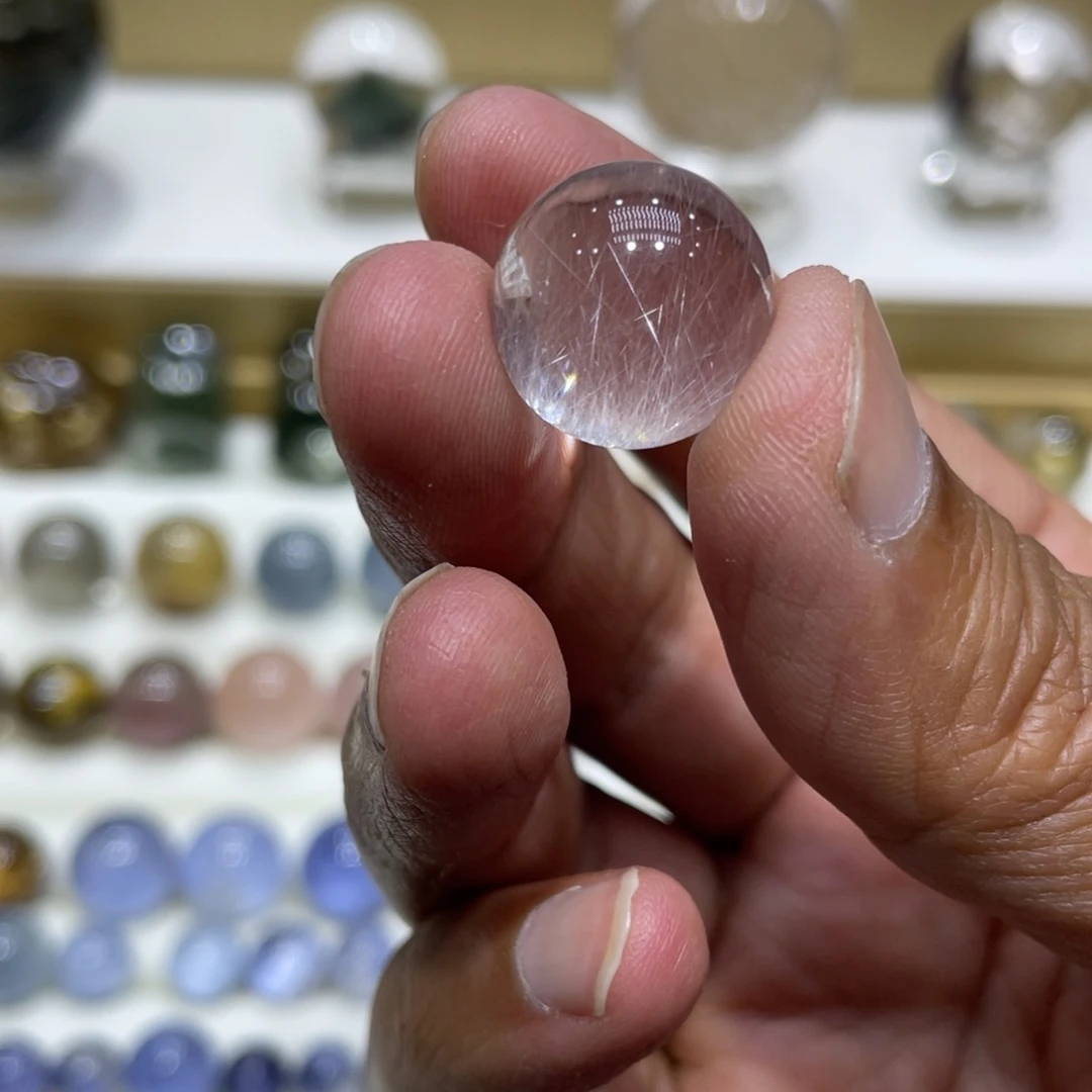 P***儿水晶珠宝半成品未镶嵌