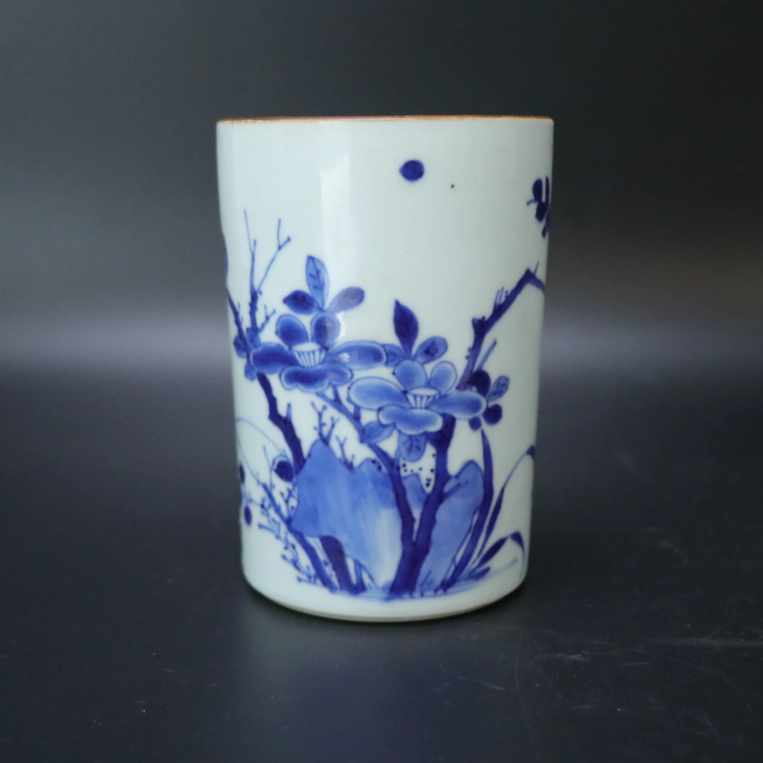 Lot25091140明崇祯青花花卉纹笔筒 高：约14.1cm直径：约9.8cm