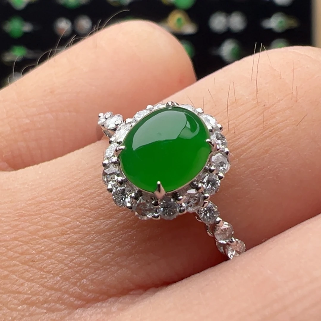 翡翠18K金镶嵌戒指蛋面6.9